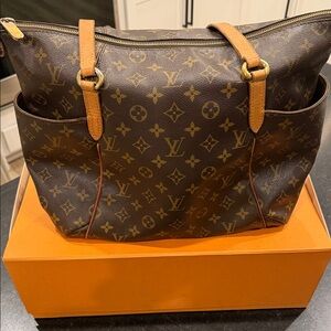 Louis Vuitton Classic Brown Monogram Shoulder Bag
